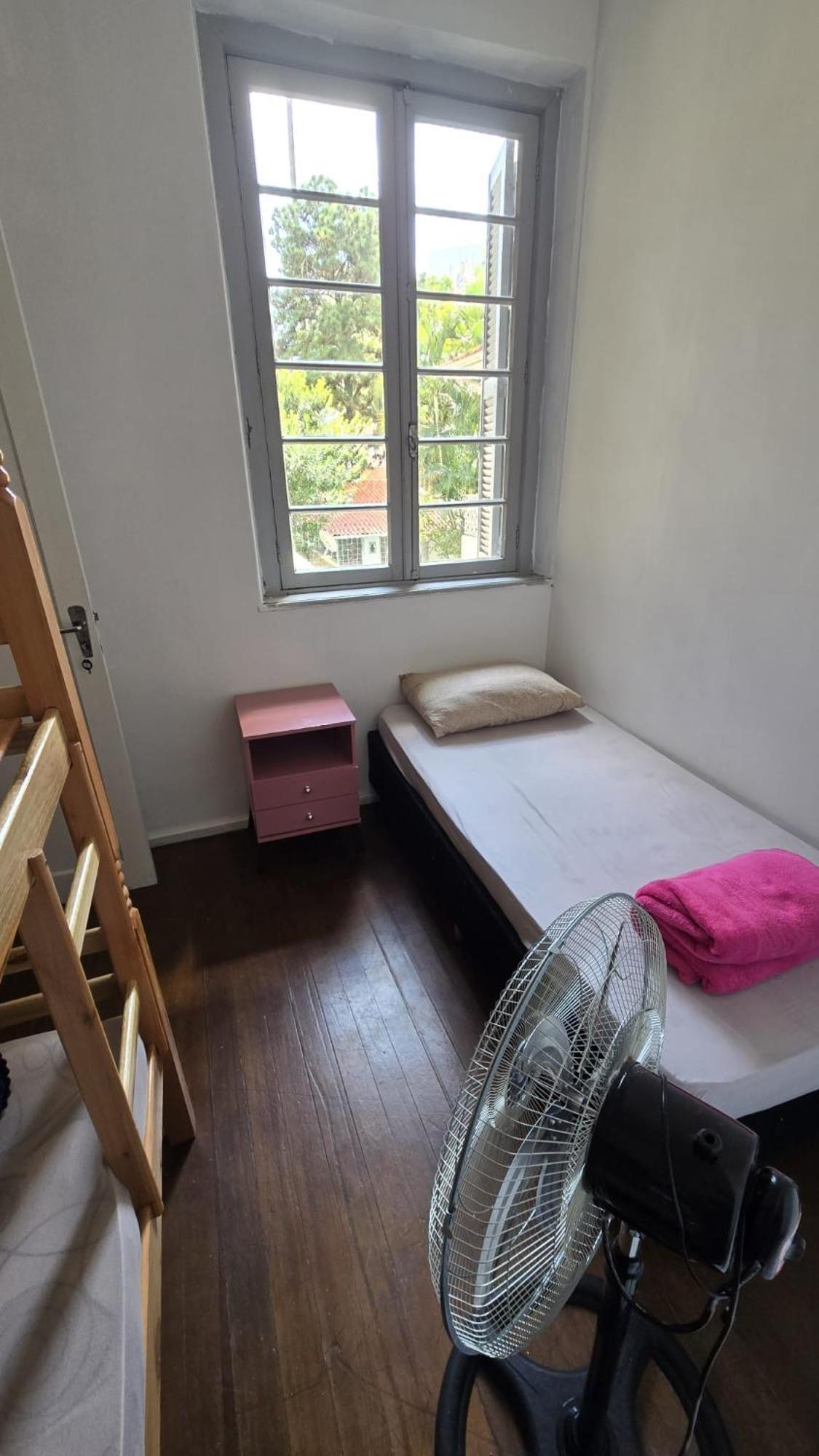 Hostel Proximo A Shopping Total - Rodoviaria - Hosp Presidente Vargas Porto Alegre Extérieur photo